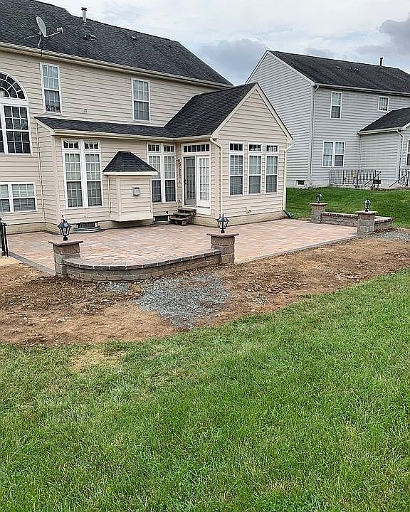 1st image of 43298 Lecroy Cir