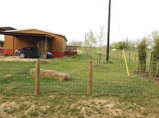 2008 County Line Rd, Dale, TX 78616