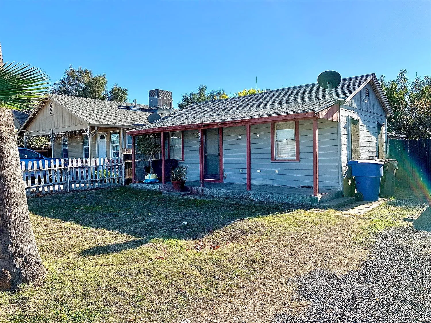 1432 Bell Ave photo 1