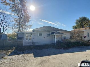2712 47th Ave, Rock Island, IL 61201