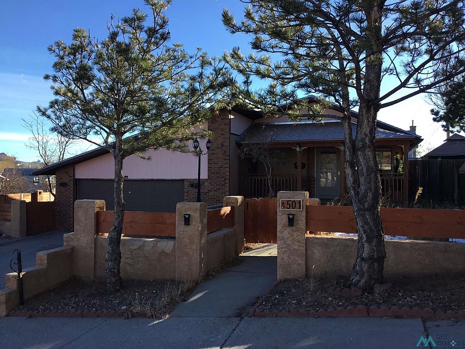 1st image of 501 Sands Ct