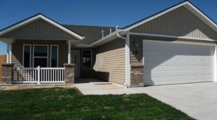 1st image of 43 Amanda Dr