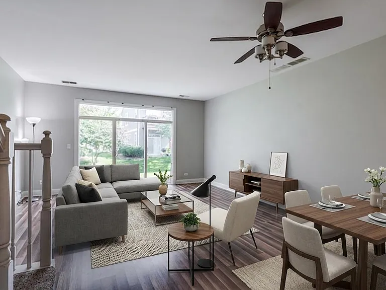 806 Woodewind Dr — Photo 2