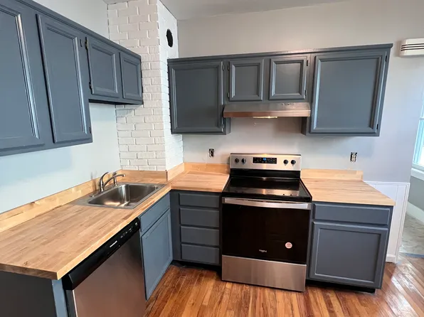 9 Dewey Ave Unit 1, Utica, NY 13501