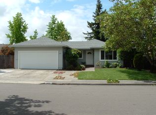 1809 Calavaras Dr, Santa Rosa, CA 95405