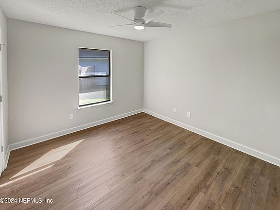 5th image of 5210 OXFORD CREST Drive