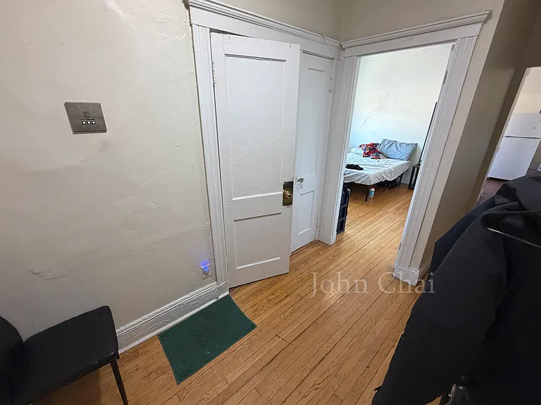 127 Sutherland Rd #I — Photo 12