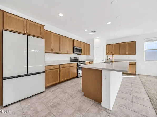 10223 W PICCADILLY Road, Avondale, AZ 85392