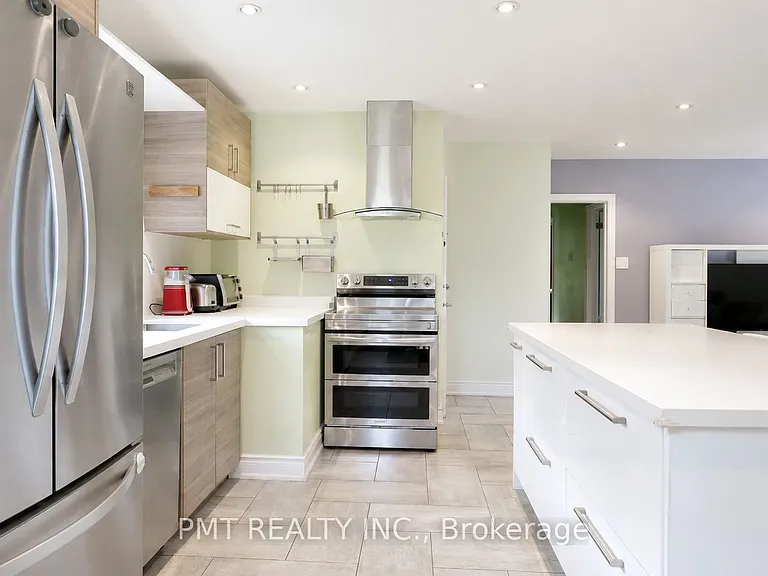 59 Mitcham Dr — Photo 4