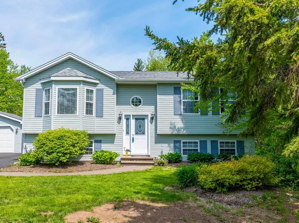 18 Weaver Ct, Halifax, NS B3Z 1K9
