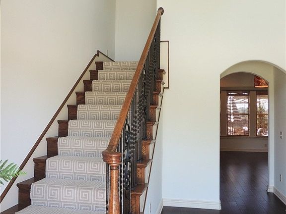 3rd image of 4124 Willowbend Dr