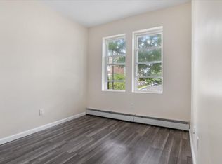 204 Magnolia St #2, Hartford, CT 06112