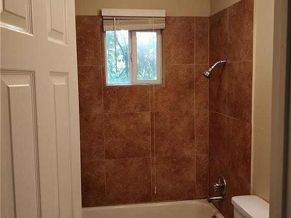 5th image of 4318 Cicero St