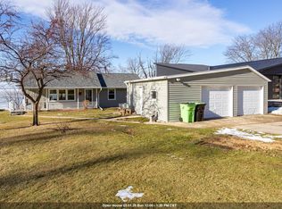 N6629 Harrison Rd, HILBERT, WI 54129