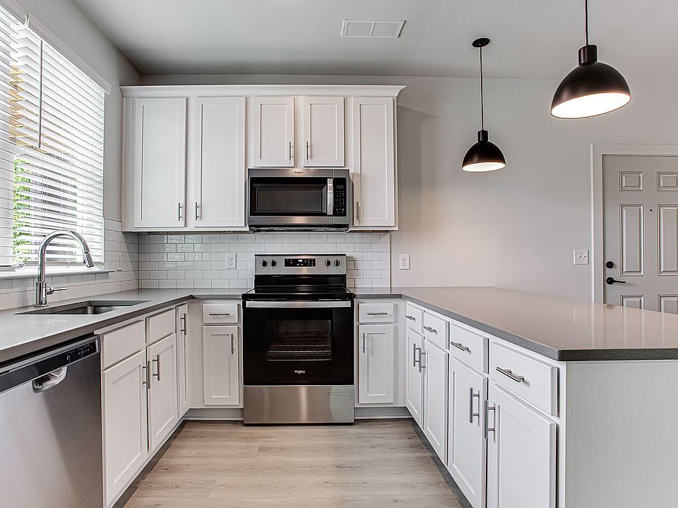 1st image of 75 N Main St #1484-202