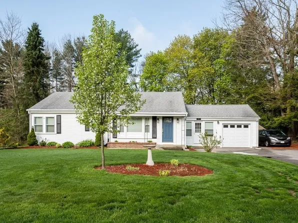 45 Cape Rd, Mendon, MA 01756