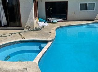 513 N Date Ave, Rialto, CA 92376