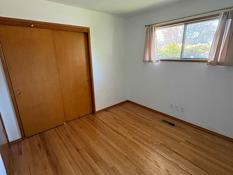 30520 SW Boones Ferry Rd — Photo 11