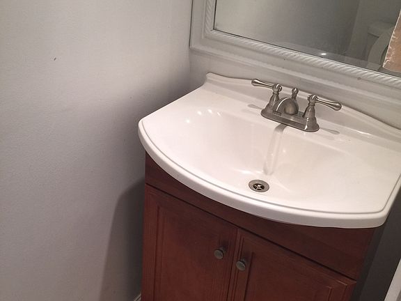 5th image of 550 NW 82nd Ct #000
