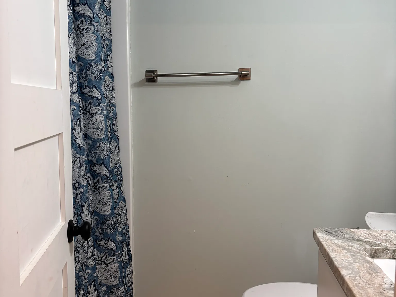 1 bed, 500 sqft, $1,000 — Photo 3