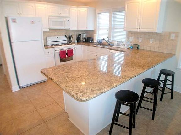 2nd image of 142 43rd St #W