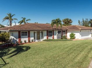 291 Seminole Way, Fort Myers Beach, FL 33931