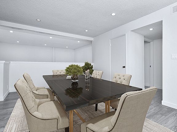 5th image of 11516 Moorpark St APT 1