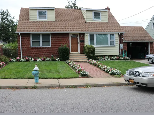 1644 Lenox Street, Elmont, NY 11003