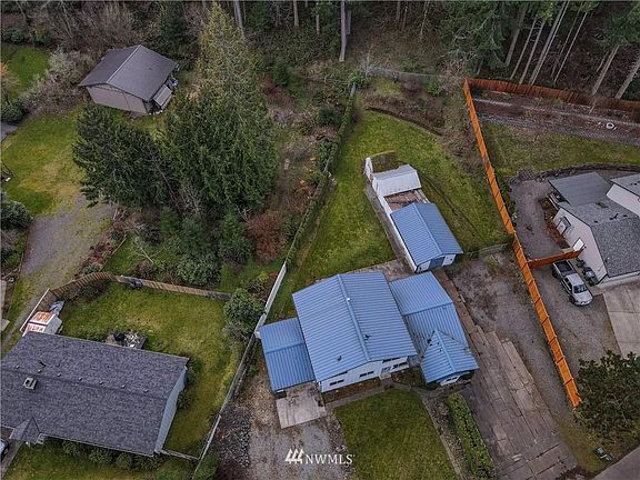 2nd image of 18813 65th St E