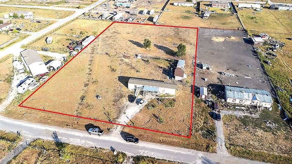 1st image of 3616 Sheila Cir