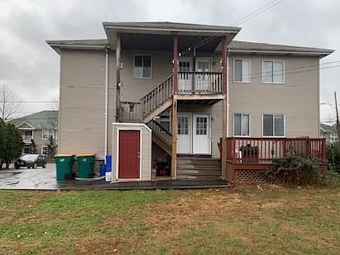 2nd image of 451 Burnside Ave