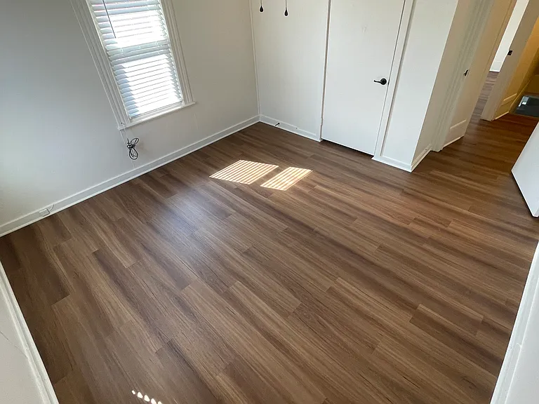 304 W Poland Ave #1/2 — Photo 9