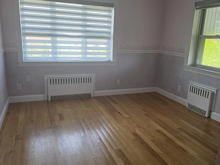 29-22 214th Pl — Photo 12