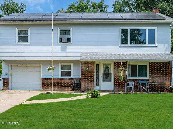 886 Stafford Drive, Toms River, NJ 08753