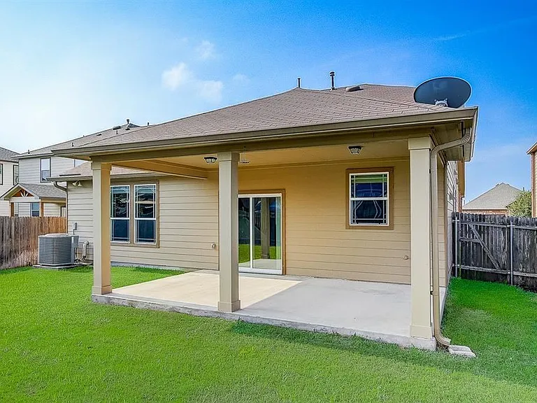 5912 Sardinia Dr — Photo 36