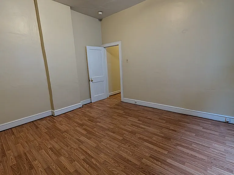 Master room into hallway view