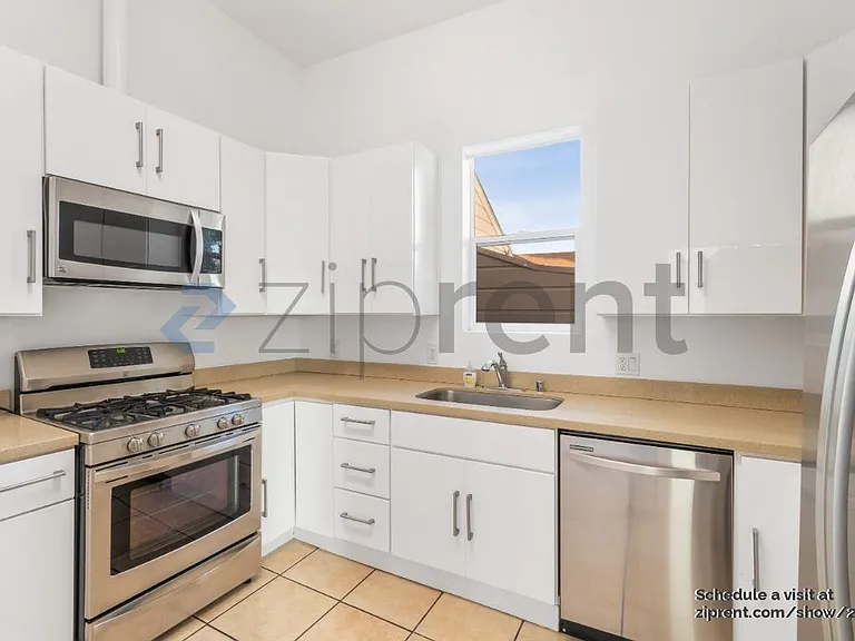 1733 14th St — Photo 12