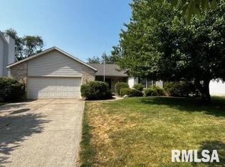 4525 Barrington Dr, Springfield, IL 62711