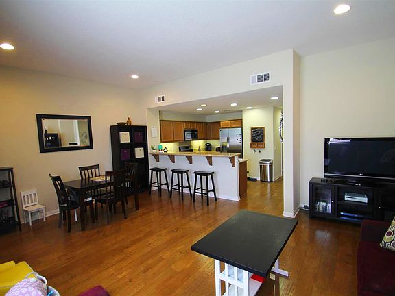 5th image of 4315 Eileen St Suite 6