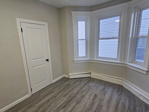 stamford-connecticut-240502497 picture