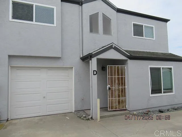 567 Florida St #D — Photo 1