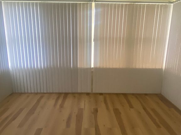 3rd image of 1424 Macomber St #1