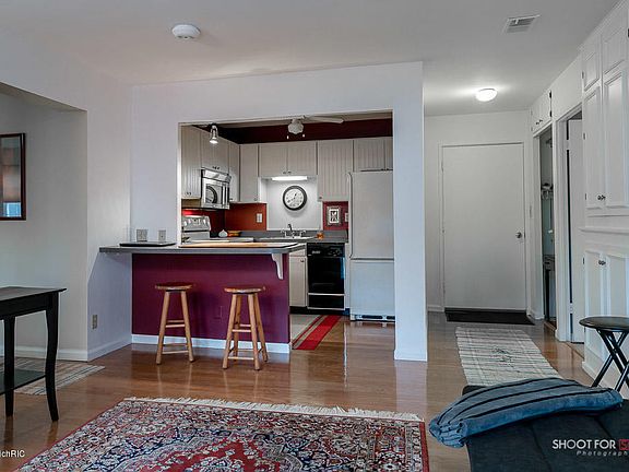 5th image of 1249 Lakeshore Dr #128
