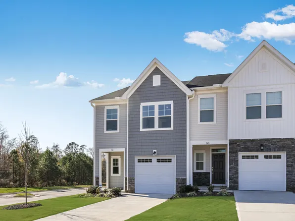 21 Broward Ln, Lillington, NC 27546