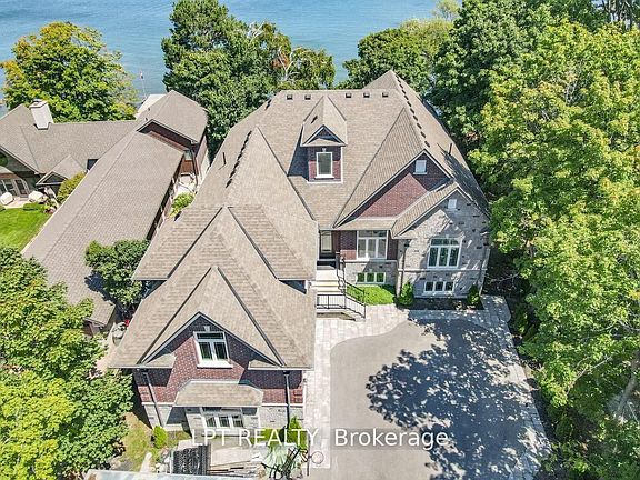 5th image of 25 Pinery Ln