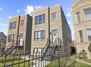 5722 W Race Ave #3, Chicago, IL 60644