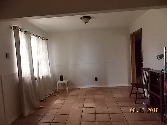 5th image of 4206 Delwood Ave