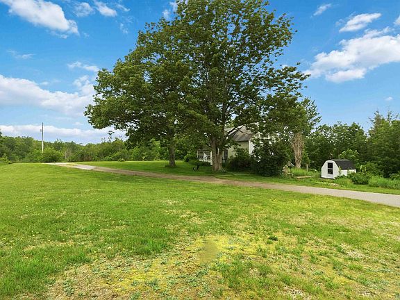 4th image of 3682 Sissiboo Rd