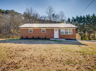 365 Lakeway Rd, Morristown, TN 37814