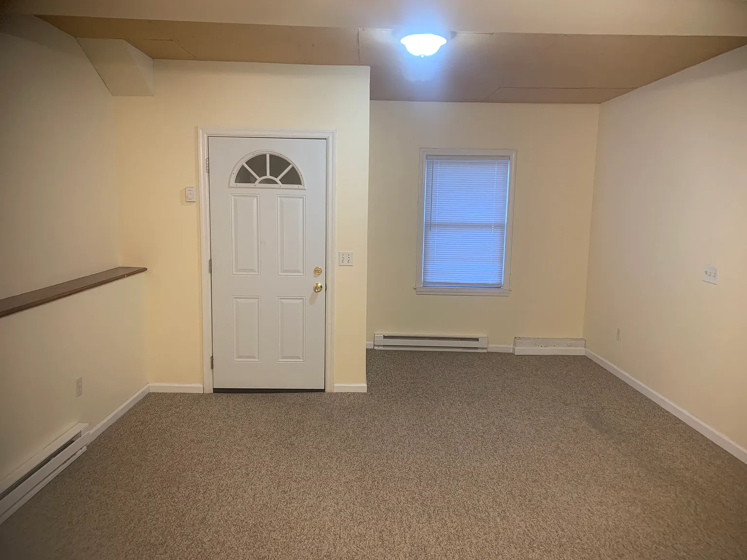 1 bed, 814 sqft, $2,100 — Photo 3